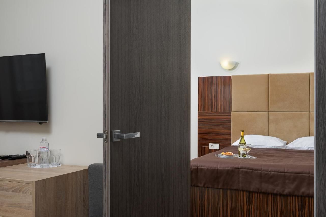 Отель Twin Apart Hotel Киев